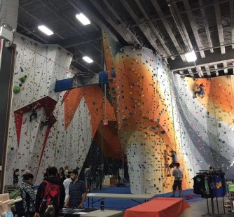 攀巖墻設施35