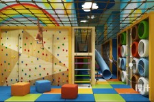 攀巖墻設施30