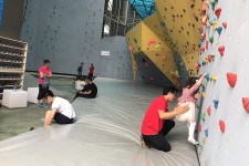 攀巖墻設施44
