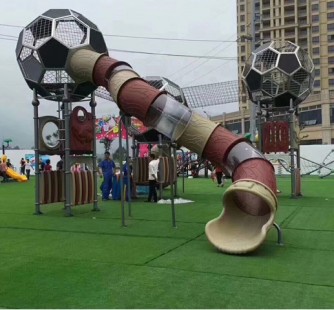 非標(biāo)游樂設(shè)備定制17