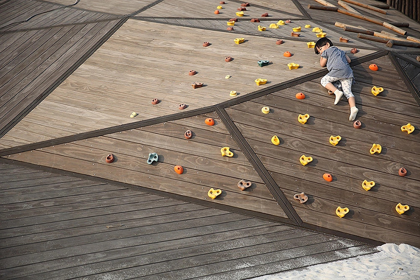 兒童攀巖墻設施
