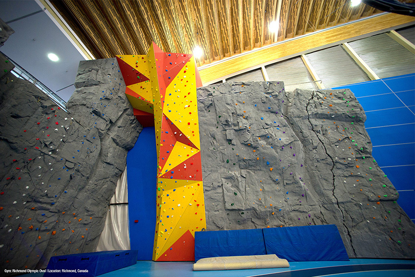 室內(nèi)大型攀巖墻設(shè)施公司