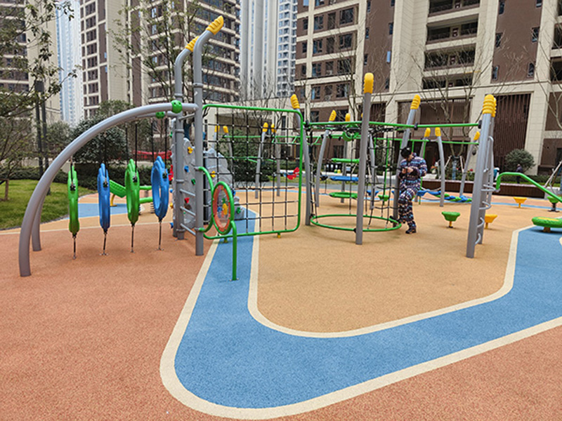 戶外拓展設備 戶外拓展設備