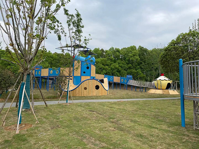 木質(zhì)組合滑梯設(shè)備 木質(zhì)組合滑梯設(shè)備