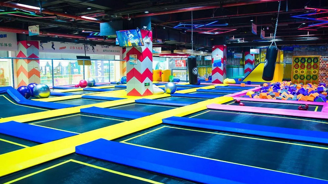 蹦床樂(lè)園設(shè)備廠家 蹦床樂(lè)園設(shè)備廠家