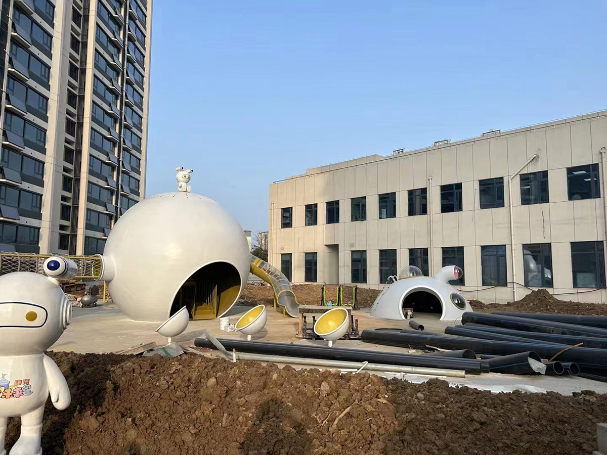 非標游樂設備廠家