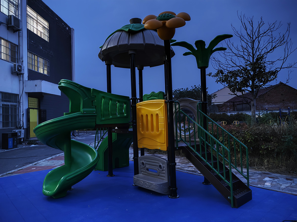 兒童組合滑梯設備廠家